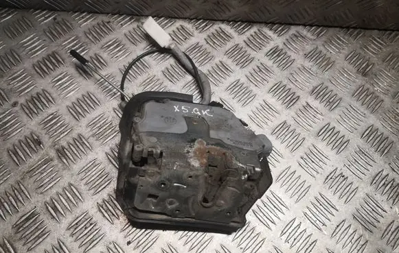 BMW X5 E53 Rear door lock 8402601