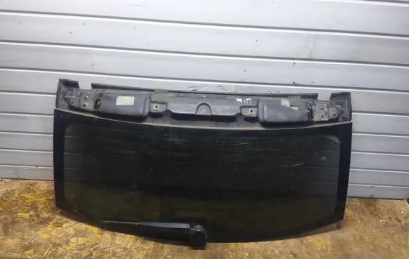 Volkswagen Touareg I Rear windscreen/windshield window 7L6845211