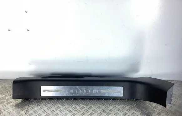 Infiniti FX Front sill trim cover 769B41CA0A