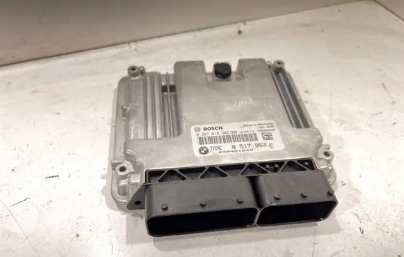 BMW X3 F25 Engine control unit/module 030481648