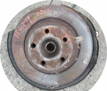 Mercedes-Benz E W211 Rear wheel hub spindle/knuckle 