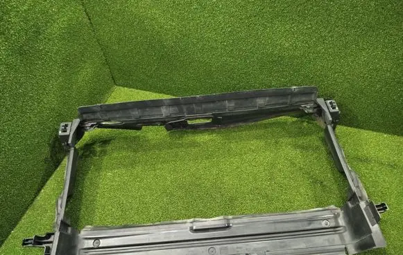 Renault Trafic III (X82) Intercooler air guide/duct channel 214763488R 93866585
