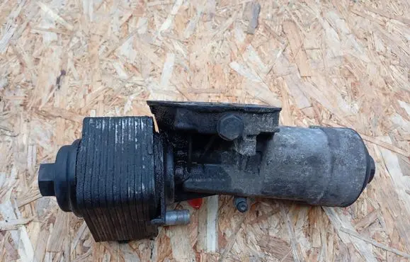 Dodge Journey Oil filter mounting bracket 045115389H