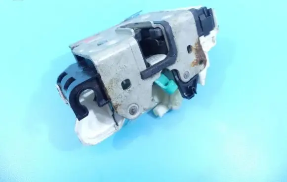 Dodge Caliber Front door lock 04589409AD IMPRK1123901
