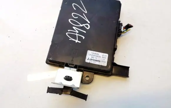 Coolant fan relay