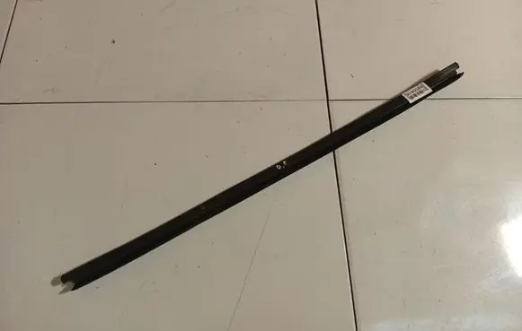 Opel Zafira A Front door glass trim molding 