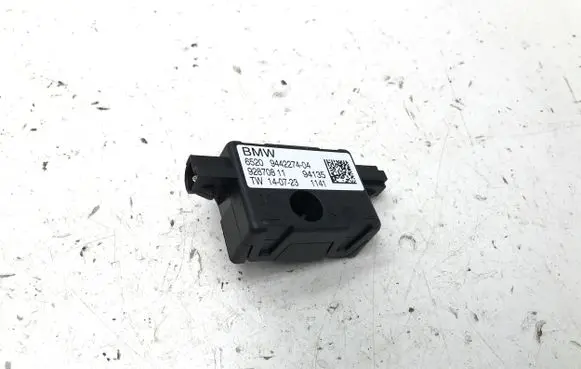 BMW 2 Active Tourer U06 Aerial antenna amplifier 9442274