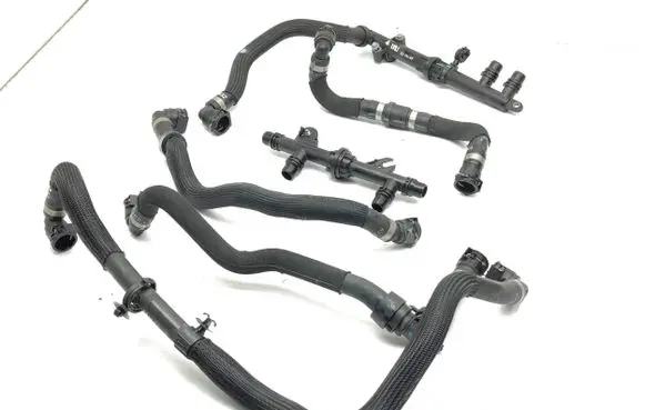 Citroen C4 III e-C4 Engine coolant pipe/hose