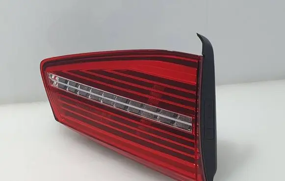 Volkswagen PASSAT B8 Tailgate rear/tail lights 3G9945307D 81450121 3G9945307