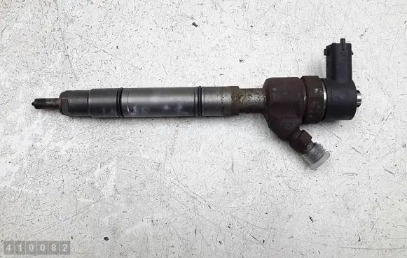 KIA Cerato Fuel injector