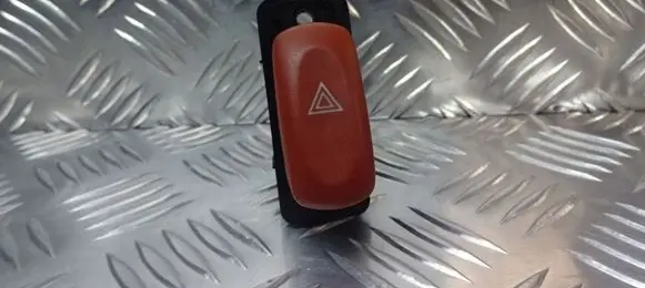 Opel Agila A Hazard light switch