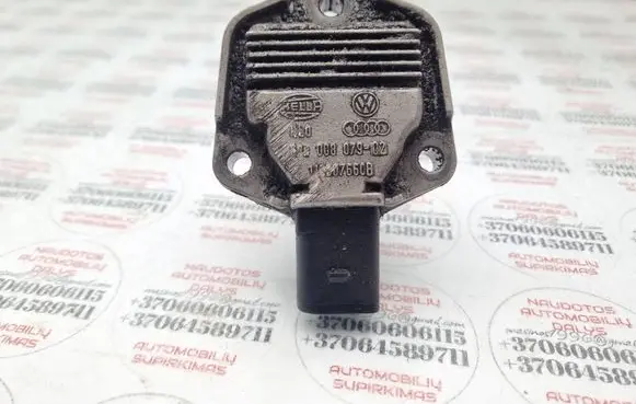 Audi A6 S6 C5 4B Oil level sensor 1J0907660B