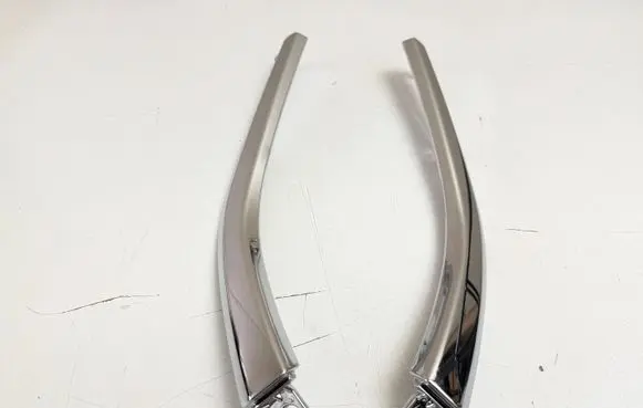Mitsubishi Outlander Front bumper splitter molding 6407A142 6407A141