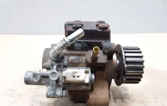 Volvo C30 Fuel injection high pressure pump 9676289780 A2C53384062