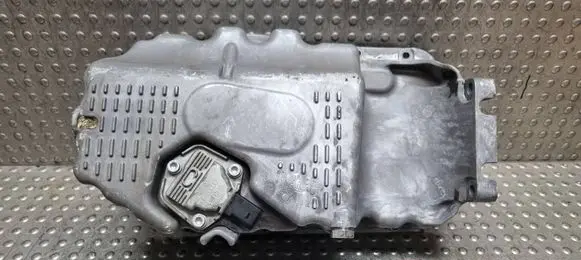 Volkswagen Golf V Oil sump S27705175 03C103603T