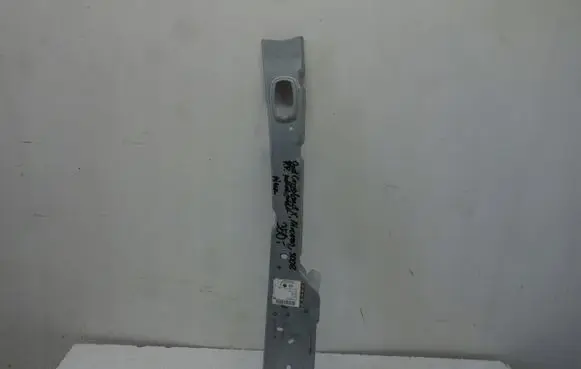 Opel Grandland X Tail light bulb cover holder 3643898