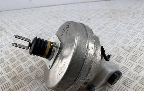 Jaguar XF X260 Brake booster GX732B195BF