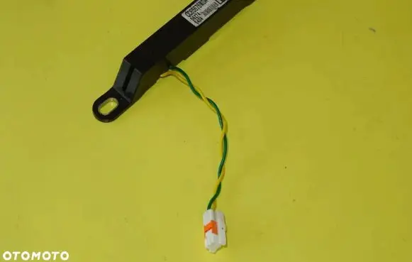 Mazda 5 Aerial antenna amplifier CC65676N0A