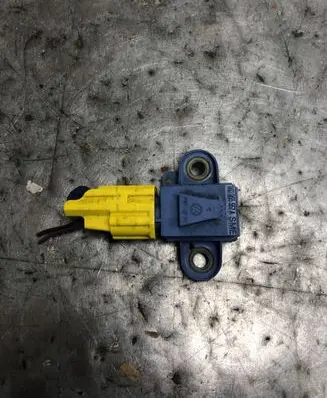 Volkswagen Golf V Airbag deployment crash/impact sensor 1K0955557A