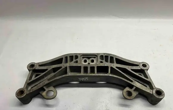 Dodge Charger Gearbox mounting bracket 68170323AA