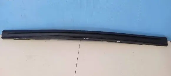 Engine compartment rubber