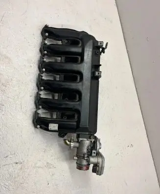 BMW 5 E60 E61 Intake manifold 7790701