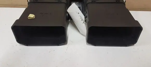 Volvo V50 Dash center air vent grill