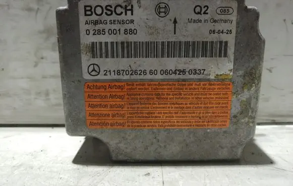 Mercedes-Benz E W211 Airbag control unit/module 0285001880