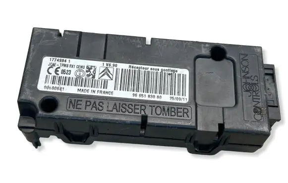 Citroen DS4 Bluetooth control unit module 17749941 00680681 9665183080