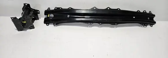 Lexus IS 200-300 Quarter panel pressure vent P682KAMAX