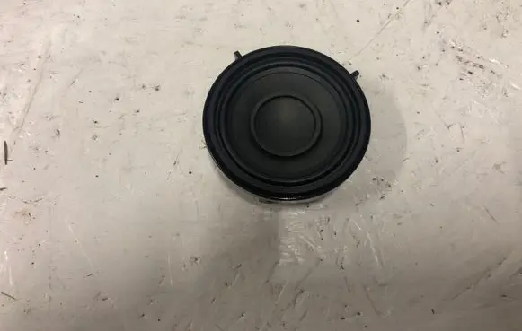 BMW 1 F70 Subwoofer speaker 18820010 9151127 66922CN