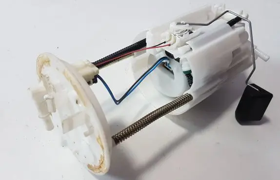 Mitsubishi Outlander In-tank fuel pump 2921000400 1760A387