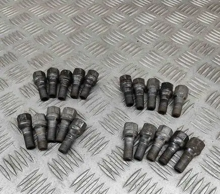 Opel Combo E Nuts/bolts 9830088480