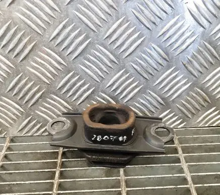 Nissan Qashqai Engine mount bracket 112202558R