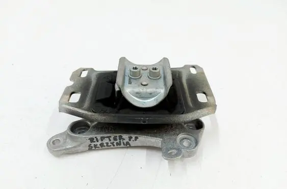 Peugeot Rifter Gearbox mounting bracket 9813699680