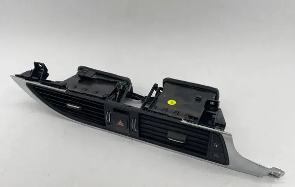 Audi A6 S6 C7 4G Dash center air vent grill 4G2820951
