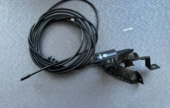 Nissan Terrano Fuel cap flap release cable 7882241G00