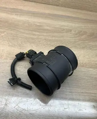 Opel Astra J Mass air flow meter 0281002940 55561912