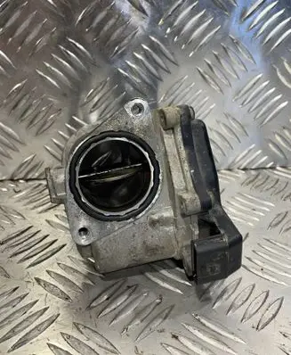 Nissan Qashqai Throttle valve 161A09794R