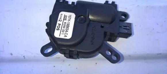 Ford Fusion Air flap motor/actuator 1s7h19b634ca 1s7h-19b634-ca