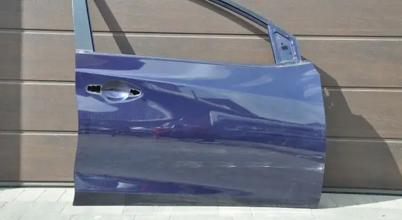 Nissan Pulsar Front door