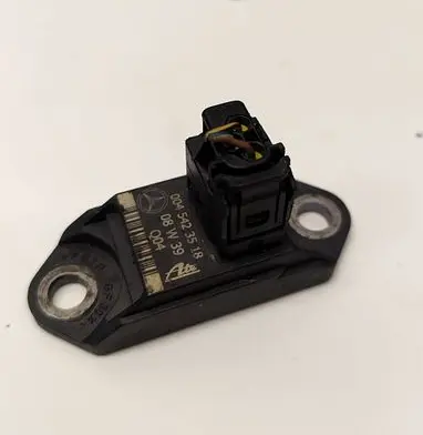 Mercedes-Benz ML W164 Airbag deployment crash/impact sensor 0045423518