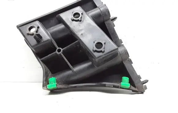 Volvo V40 Front bumper mounting bracket 31425111