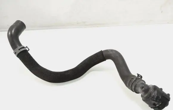 Skoda Octavia Mk3 (5E) Engine coolant pipe/hose 5Q0122157A