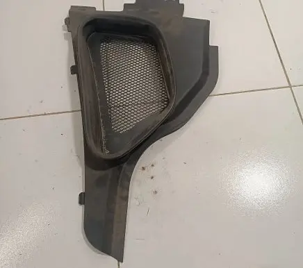 Mercedes-Benz ML W166 Cabin air micro filter cap A1668300113