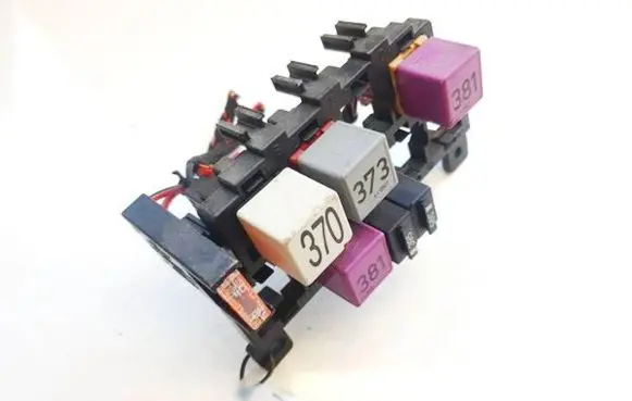Audi A6 S6 C6 4F Fuse box set 4f0937503