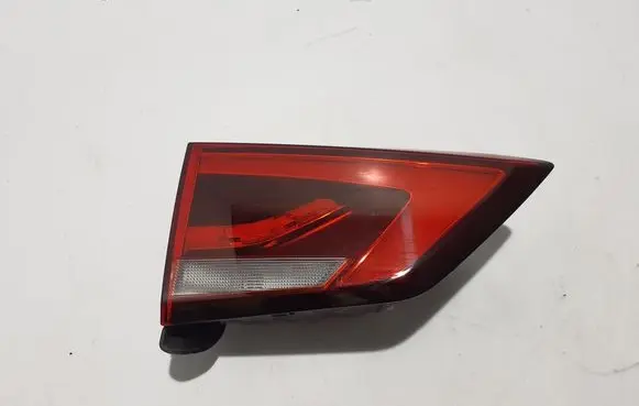 MG ZS Tailgate rear/tail lights 10571683