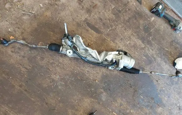 Peugeot 5008 II Steering rack 5WK67000