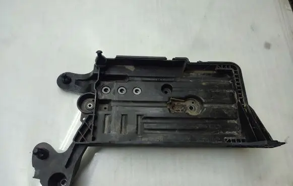Audi A3 S3 8V Battery tray 5Q0915321H 5Q0915331J