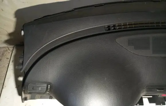 Volkswagen PASSAT B6 Dashboard 3C9857009